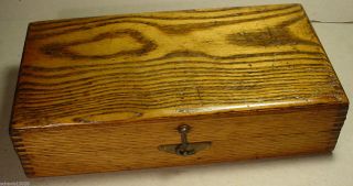 Finger Jointed Antique Oak Wood Wooden Container Hook Closure Old Dresser Box A, photo