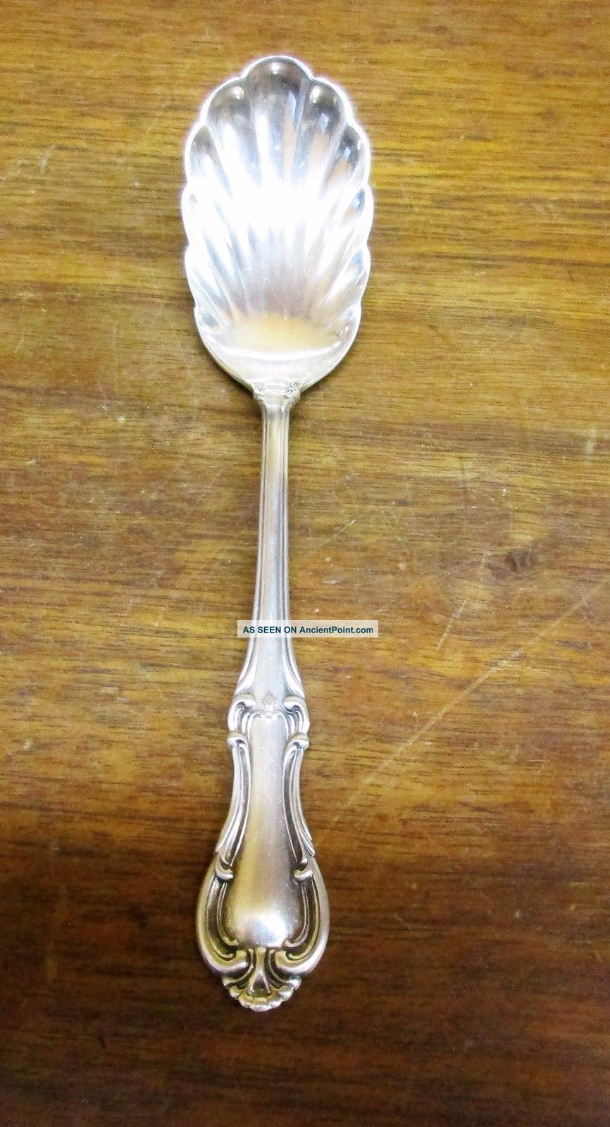 International Sterling Silver Joan Of Arc Shell Sugar Spoon No Mono Flatware & Silverware photo