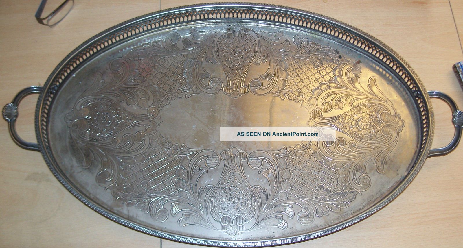 A Large Vintage Silver Plated Gallery Serving Tray - Cavalier.  20 Platters & Trays photo