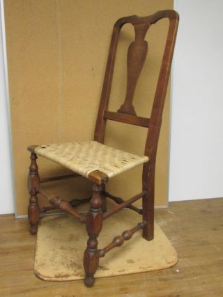 A Great 18th C Ct Qa Chair Bold Turned Feet Shaped Crest Grungy Surface photo