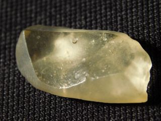 Wow A Small Translucent Libyan Desert Glass 100 Natural Found In Egypt 4.  32gr E photo