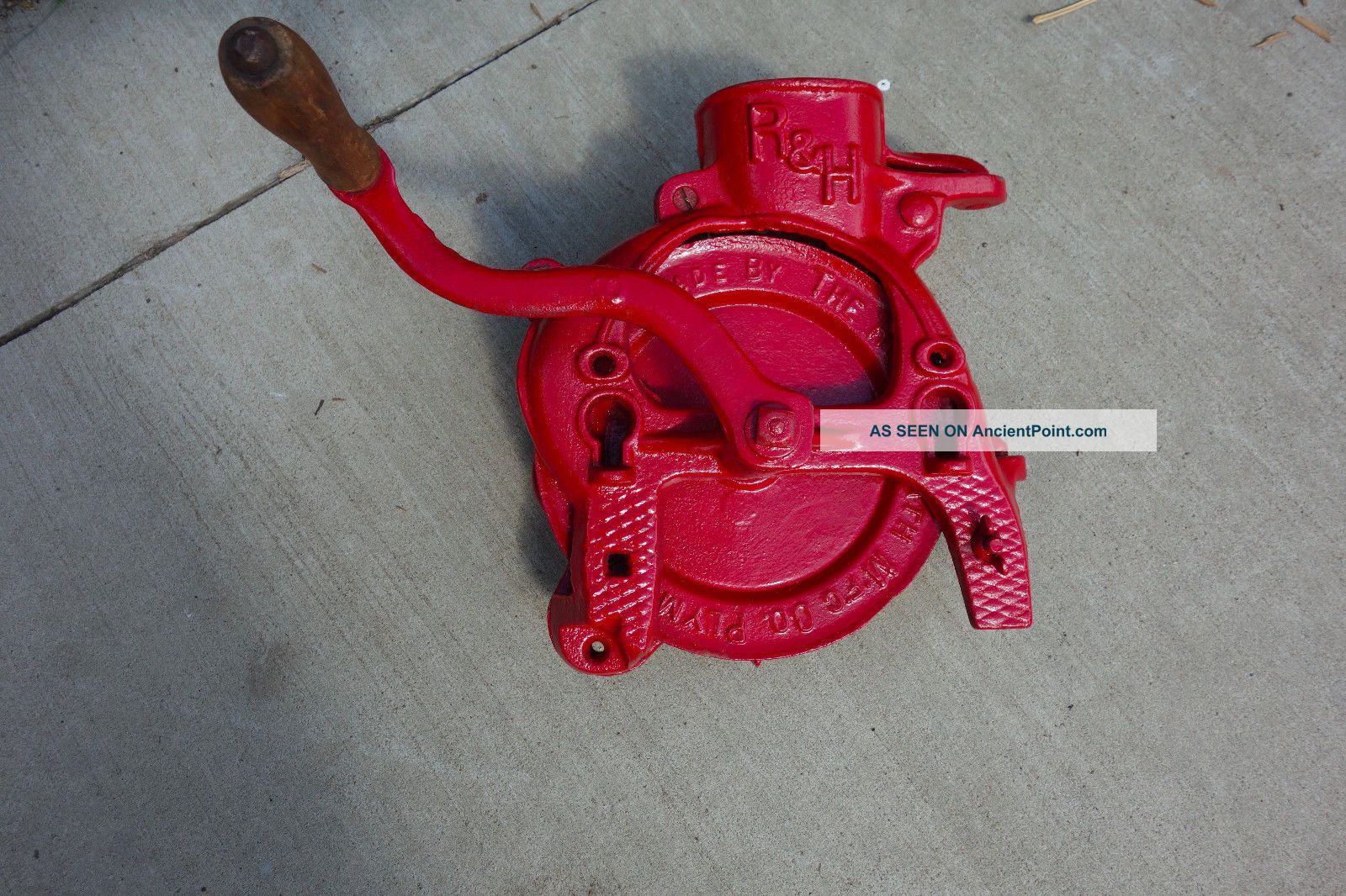 Antique Farm Primitive R&h Cast Iron Crank Corn Sheller Primitives photo