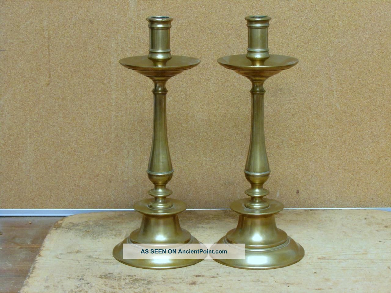 Best Early 17th C Spanish Brass Mid Drip Candlesticks Capstan Bases Primitives photo