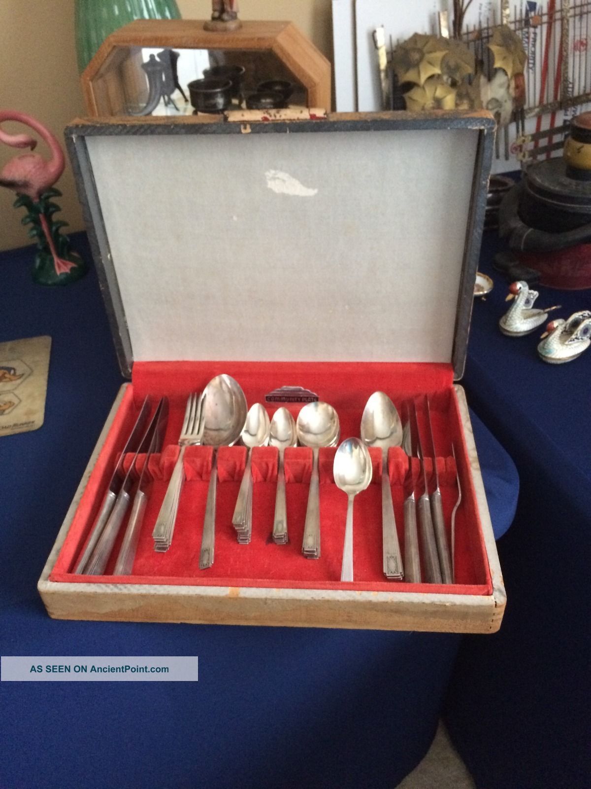 Oneida Community Plate Noblesse 1930 36 Piece Art Deco Flatware In Case Flatware & Silverware photo