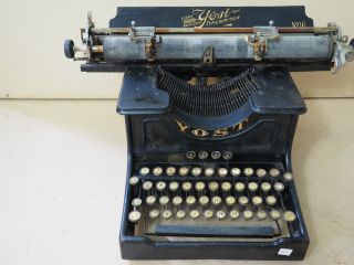 Antique Typewriter Yost 16schreibmaschine Ecrire Escribir Scrivere photo