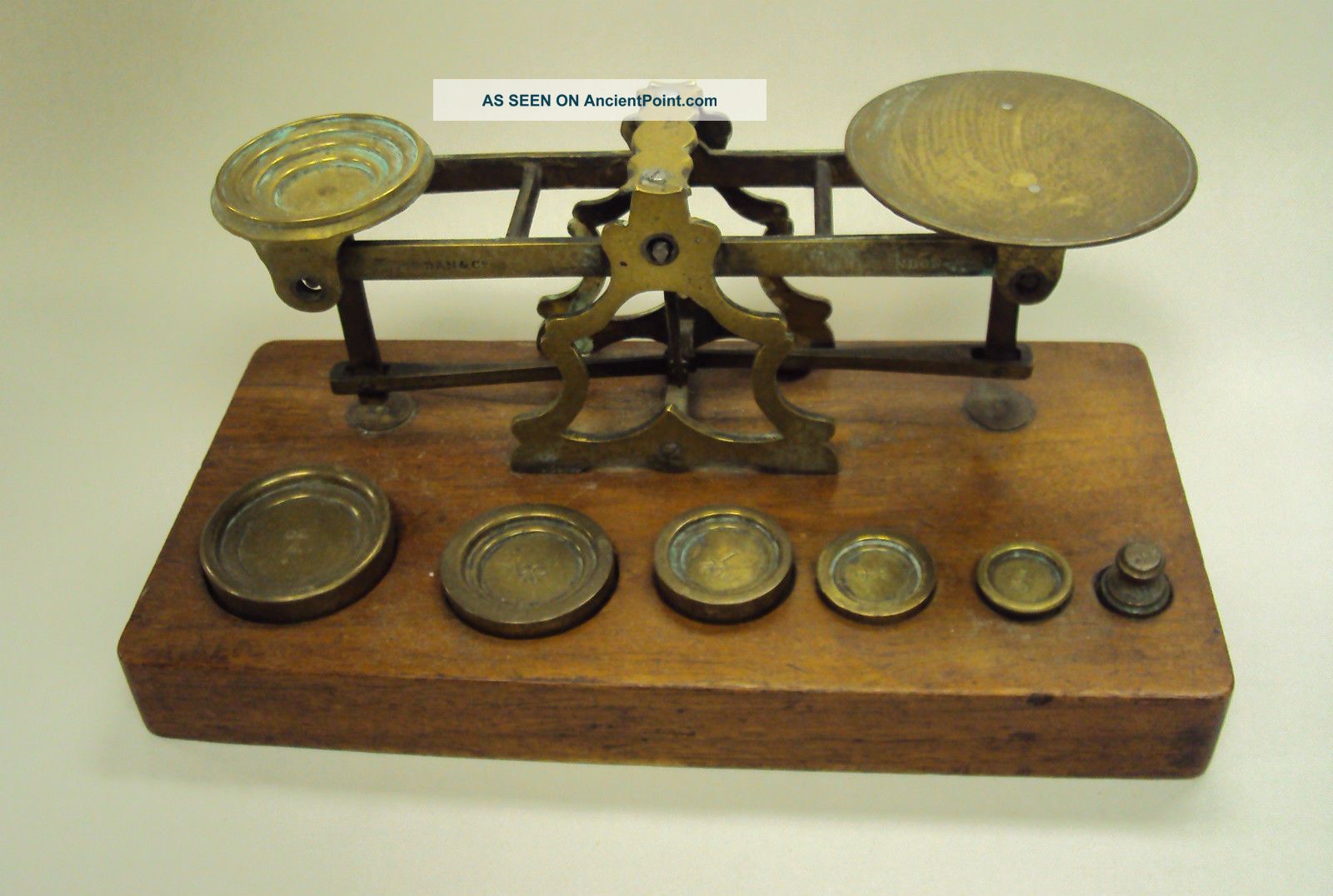 Antique London Brass Postage Scale W/weights Scales photo