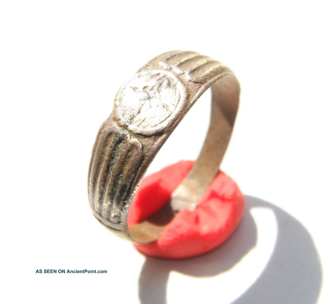 Antique Bronze Finger Ring With Image (jll03) Other Antiquities photo
