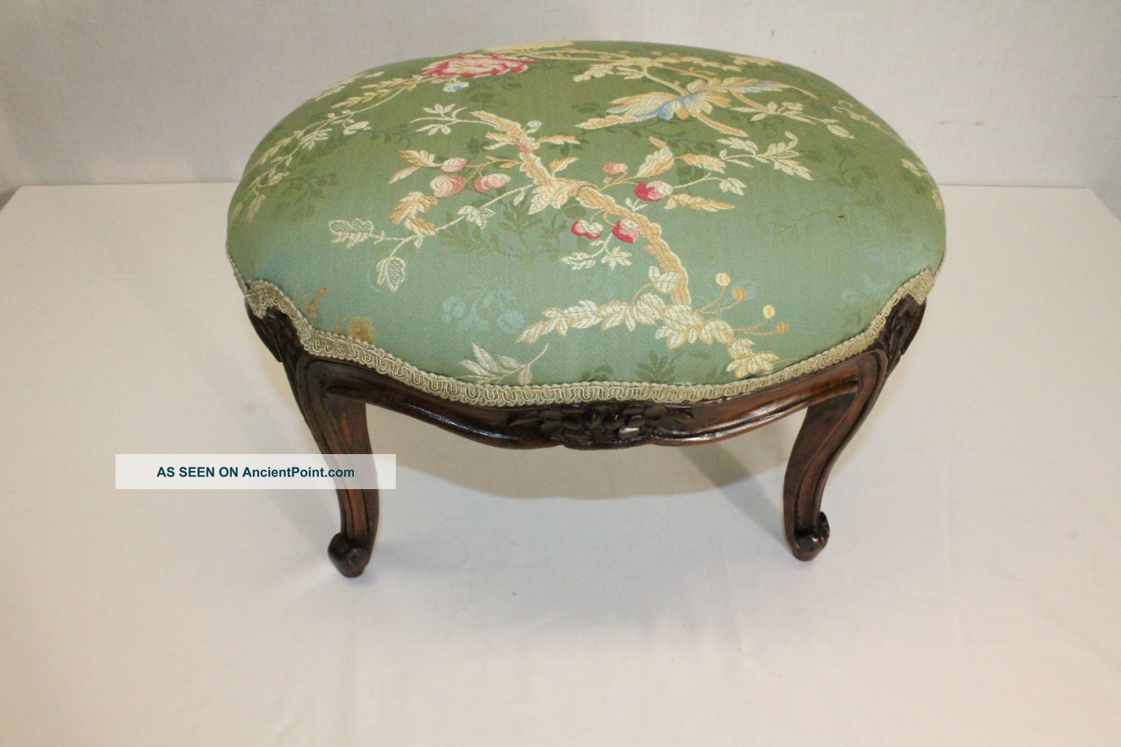 French Louis Xv Hand Carved Walnut Oval Footstool Foot Stool,  C.  19th 1800-1899 photo