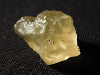 A 100 Natural Translucent Libyan Desert Glass Found In Egypt 15.  05gr photo