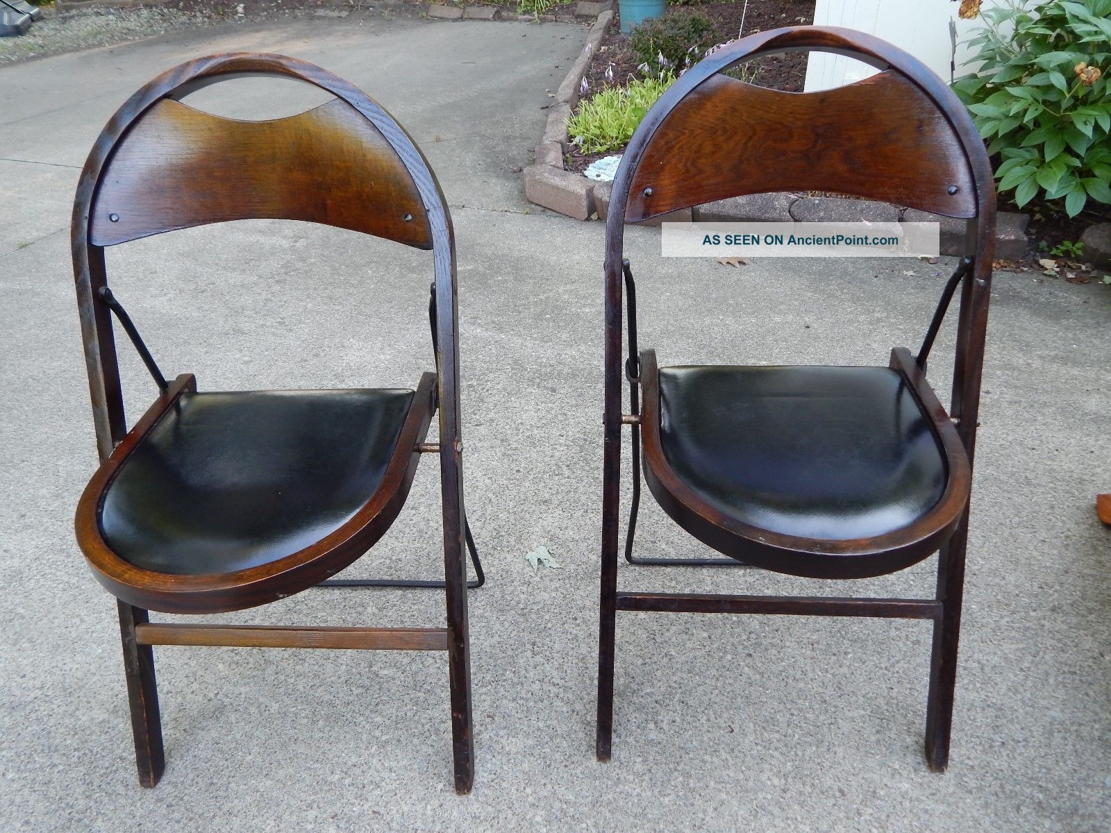 Two Vintage 20s/30s Deco Industrial Stakmore Wood Folding Chairs Leather Seats 1900-1950 photo