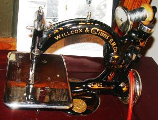 Willcox & Gibbs Model 64 Antique Sewing Machine,  Sublime Cast Iron Treadle,  1923 photo