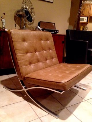Mid Century Modern Barcelona Style Chairs Eames Knoll Ultra Rare photo