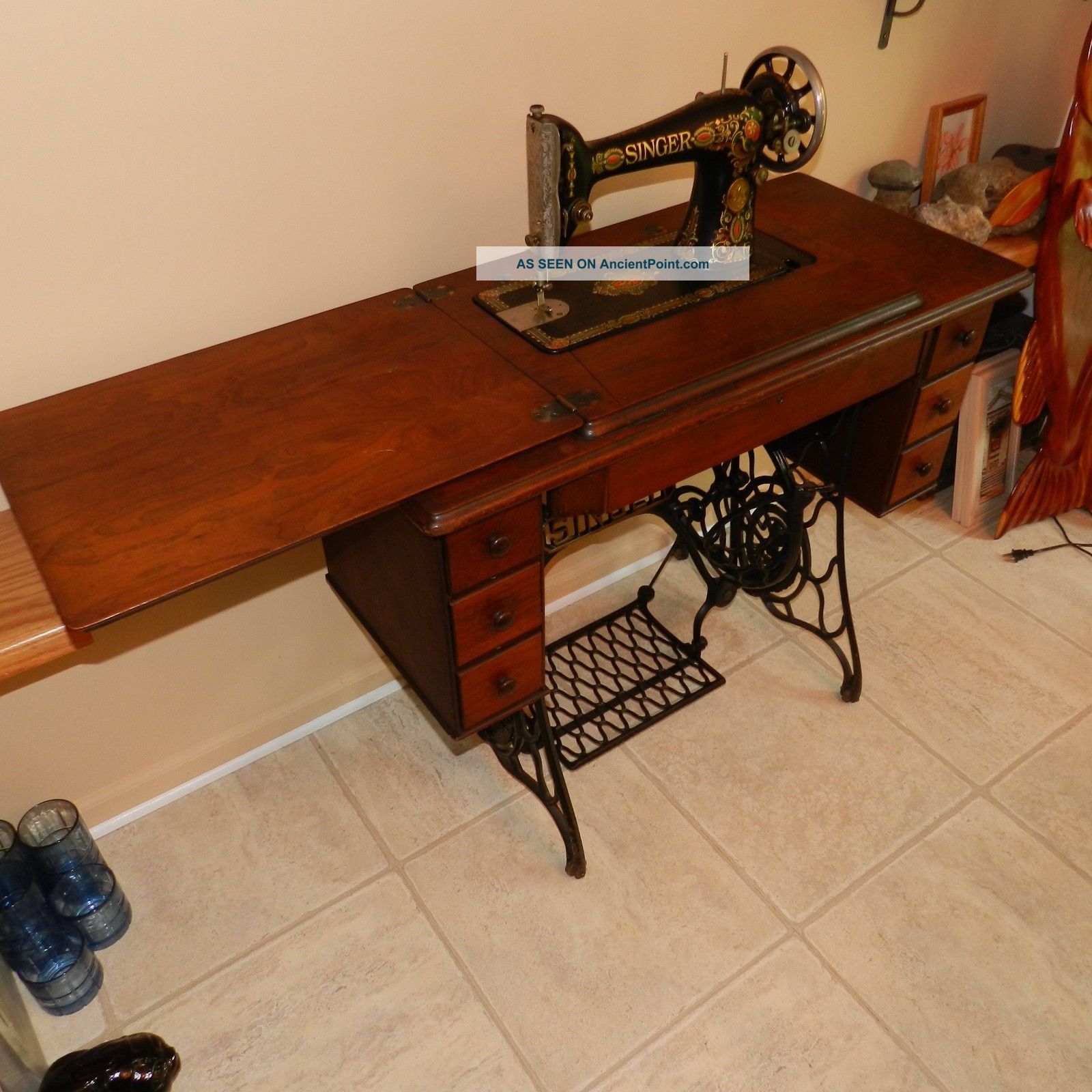 Complete And Singer Model 66 Treadle Sewing Machine Made August 8,  1922 Sewing Machines photo