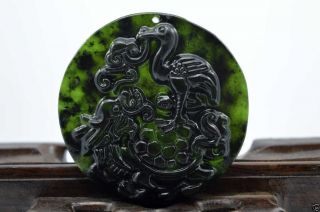 China Carving Natural Jade Nephrite Black Jade Pendant 独占鳌头 photo