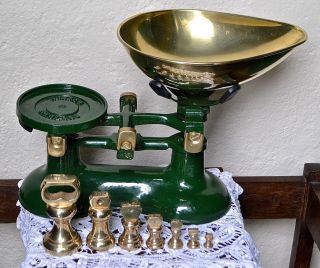Vintage English Victor British Racing Green Kitchen Scales 7 Brass Bell Weights photo