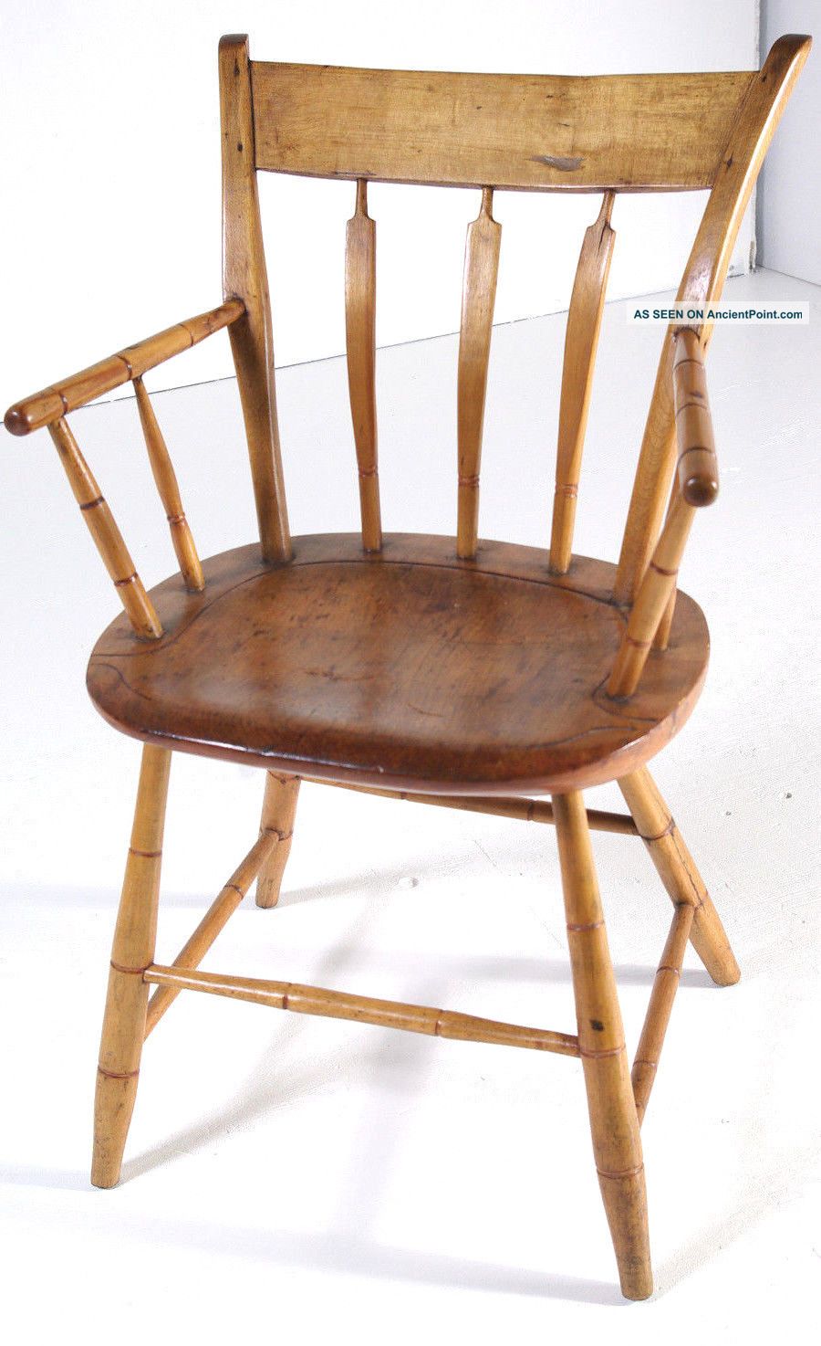 B359 Early American Arrow Back Arm Chair 1900-1950 photo