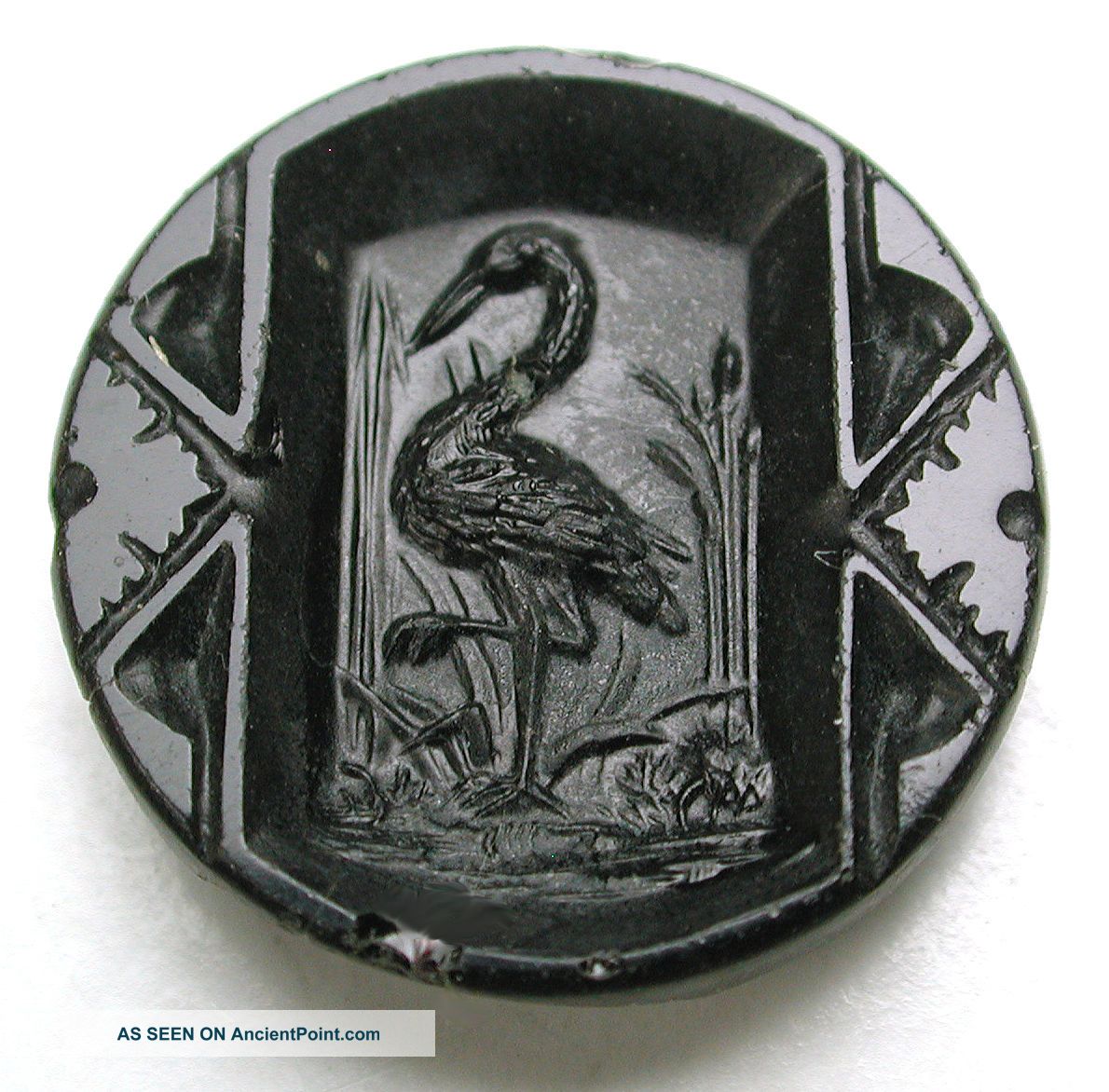 Antique Black Glass Button Detailed Crane In A Marsh - 5/8 