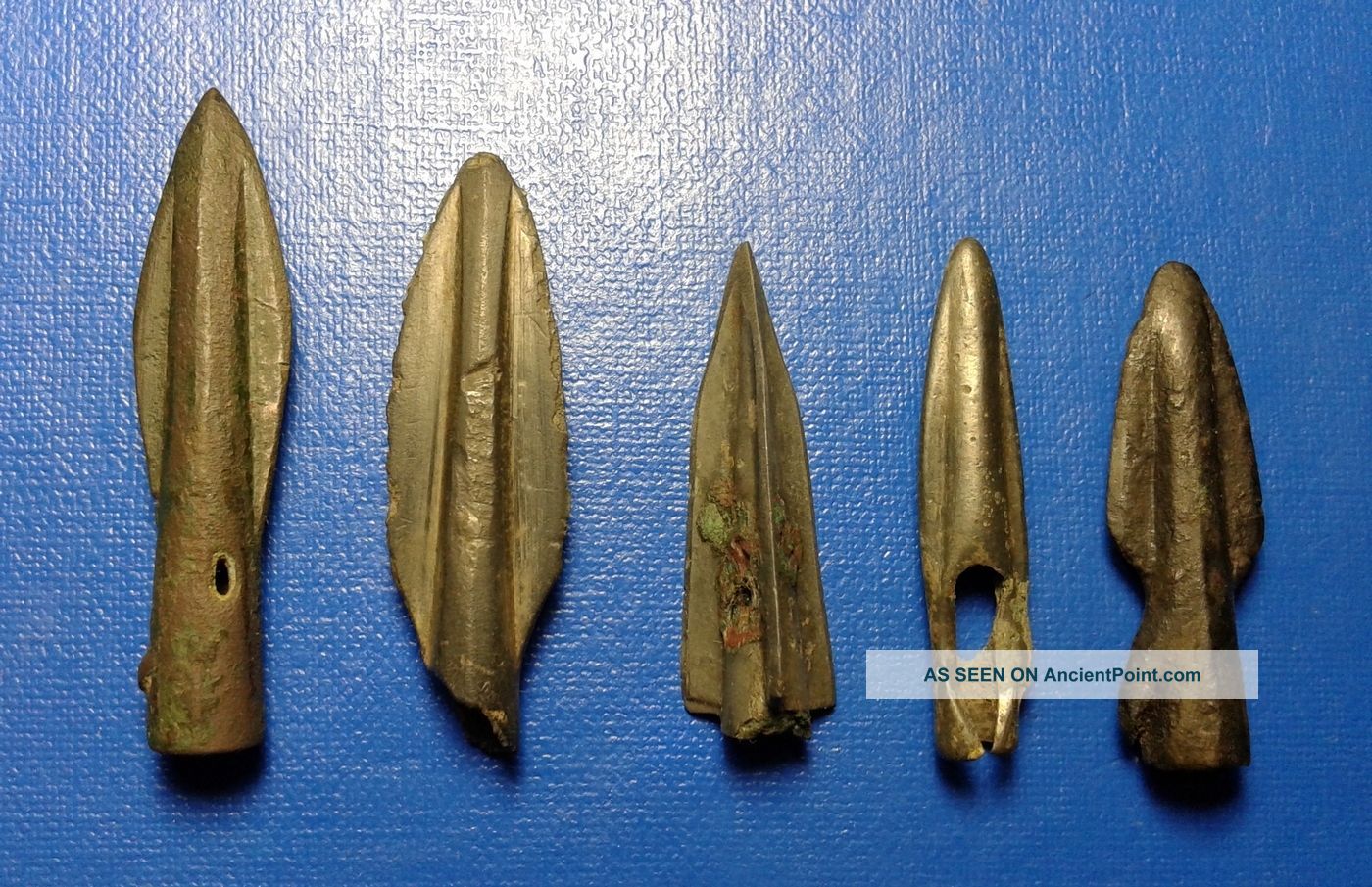 5 Ancient Bronze Arrowheads 44 - 35 Mm. Roman photo
