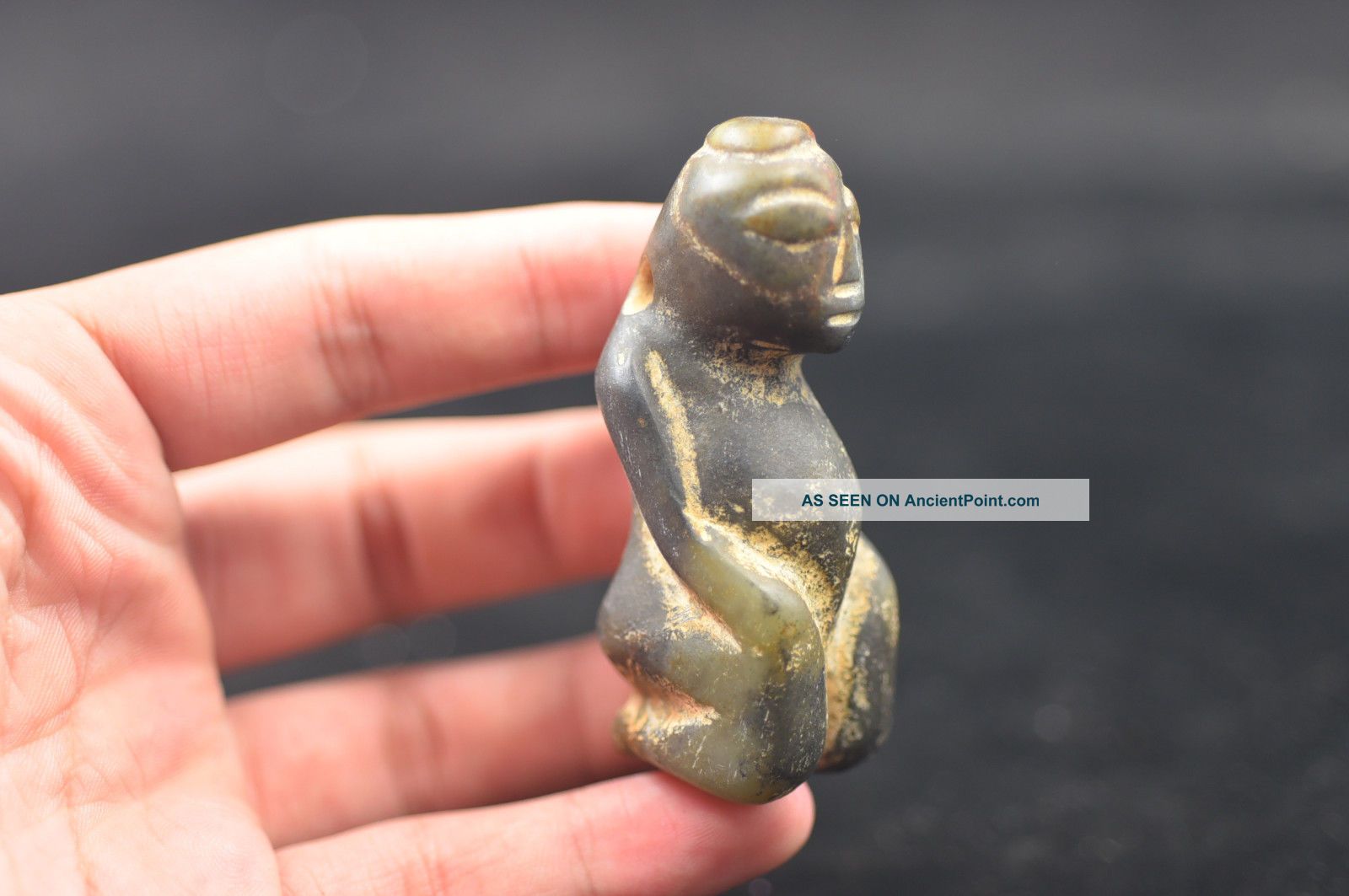 Chinese Hongshan Culture Old Jade Hand Carved Amulet Pendant 23 Necklaces & Pendants photo