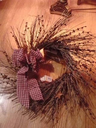 Primitive Pip Berry Twig Wreath With Red Pip Berries Rustic Stars Bow photo