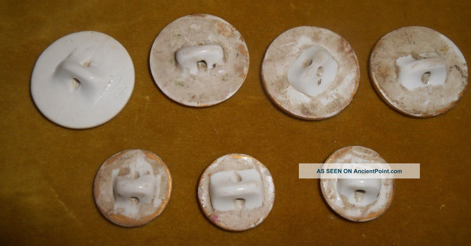 Antique Buttons Hand Painted Porcelain Large And Small Flowers 7 Buttons Buttons photo