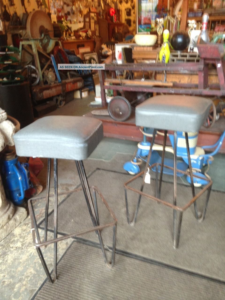 Frederick Weinberg Design Hair Pin Leg Bar Stools Atomic Mid Century Mid-Century Modernism photo