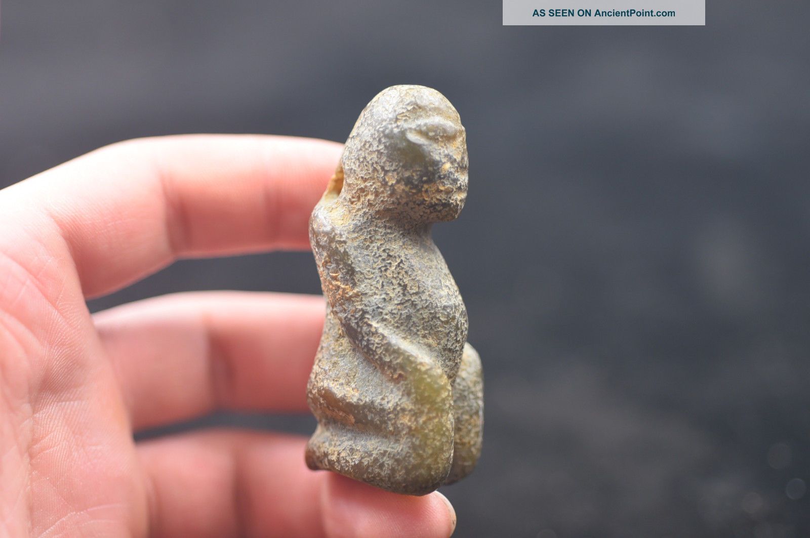 Old Chinese Hongshan Culture Jade Hand Carved Amulet Pendant L17 Necklaces & Pendants photo