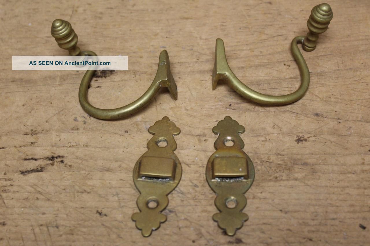 Rare Late 18th C American Brass Jamb Hooks With Back - Plates Primitives photo