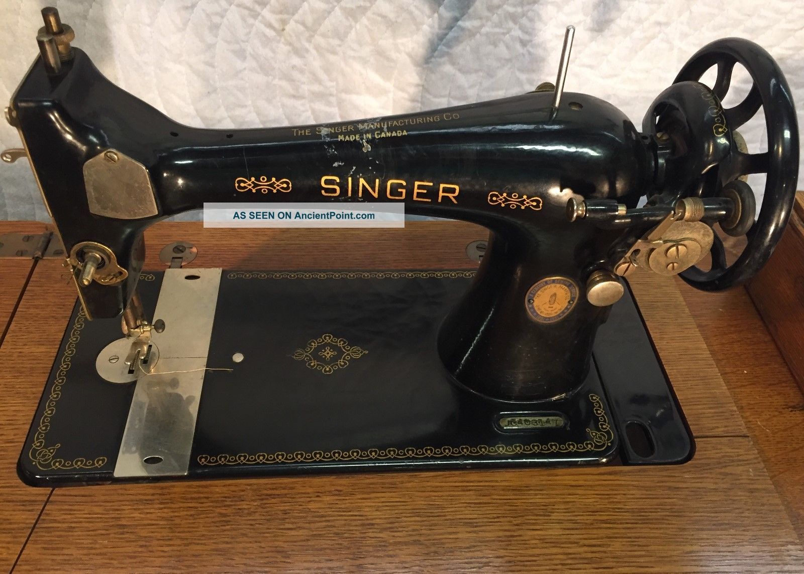 Antique Vintage Singer 127 - 3 Foot - Treadle Sewing Machine In Cabinet Sewing Machines photo
