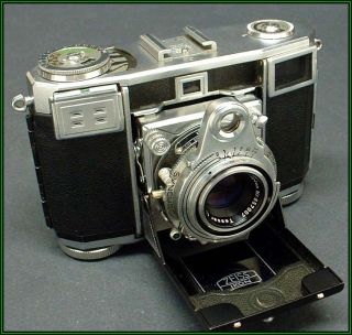 1953 Zeiss Ikon Contessa - 35 Compact Rangefinder Camera photo
