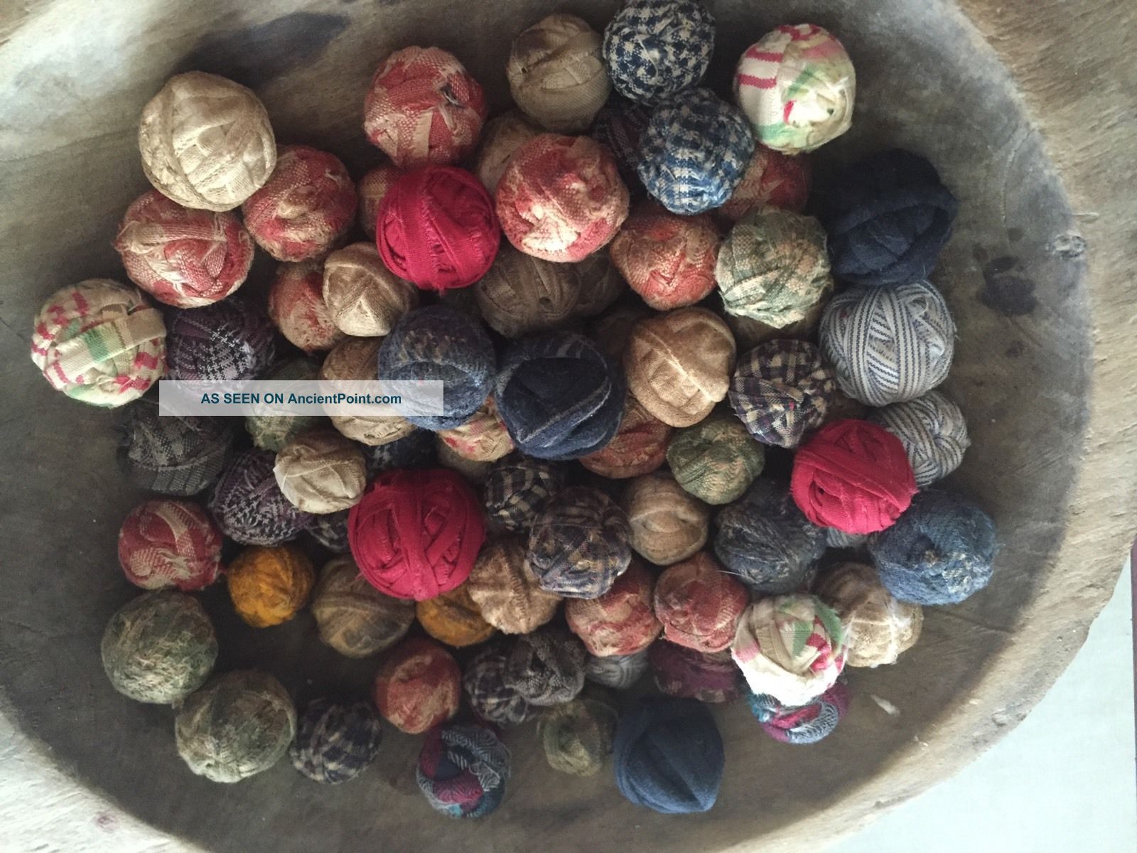 36 Tiny Primitive Rustic Rag Balls Bowl Fillers Primitives photo