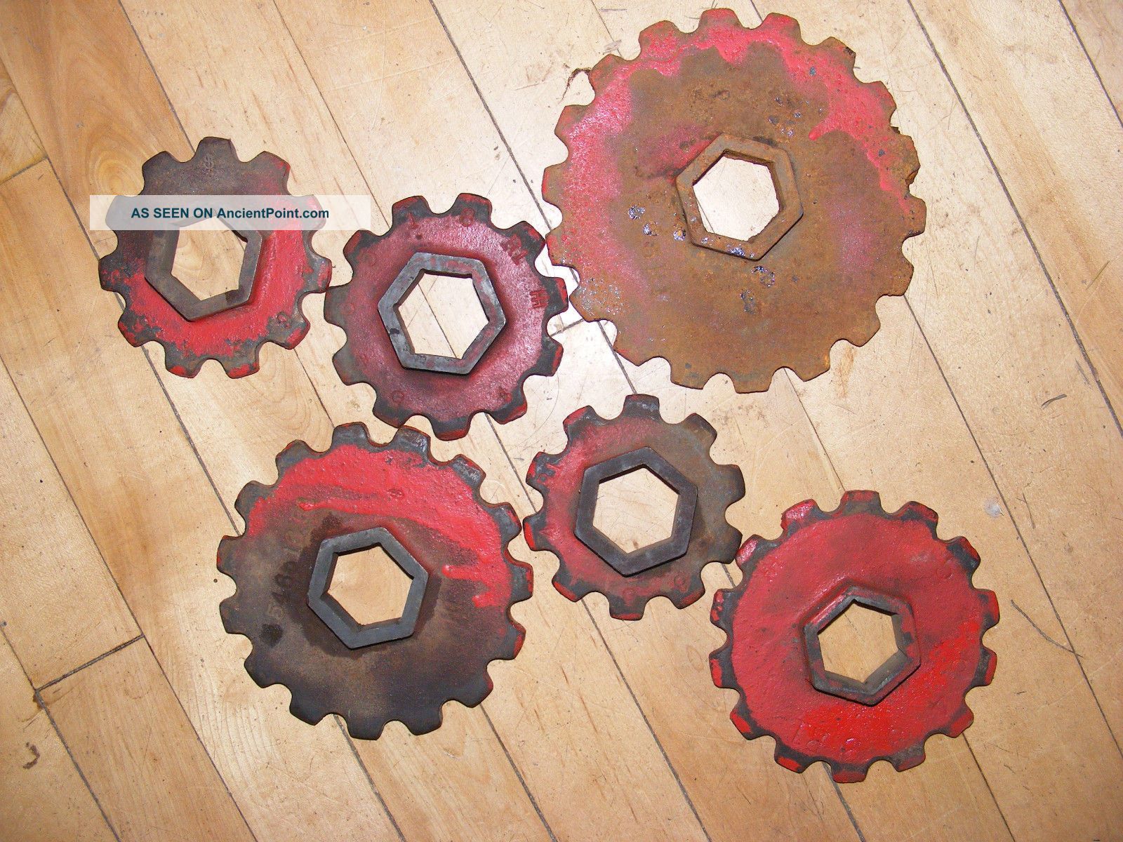 Antique Cast Iron Red Farm Industrial Gear Sprocket Cog Barn Steampunk Art Other Mercantile Antiques photo