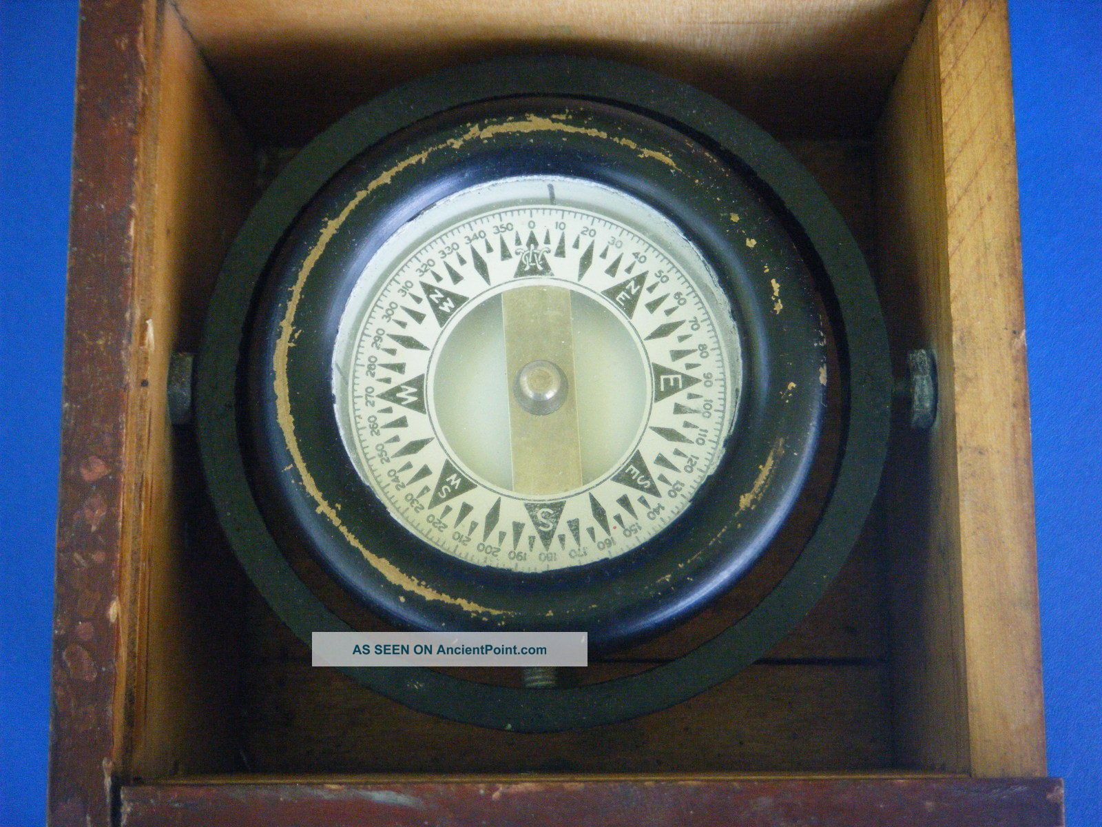 Vtg Ship ' S Compass In Wood Box Painted Brass Nautical Maritime Gimbal Compasses photo