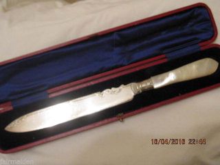 Lovely Cased Beautifully Chased Silver & Mother Of Pearl Long Cake Knife C1940 photo