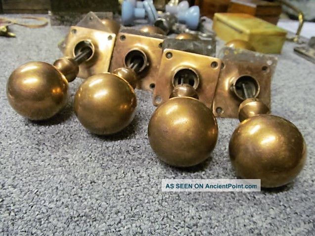 4 Pairs Of Reclaimed Victorian Brass/bronze Doorknobs - P501 - Door Knobs & Handles photo