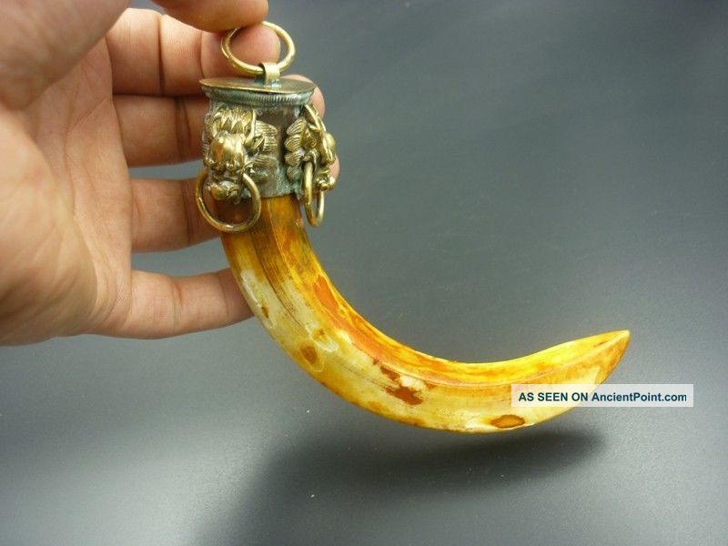 Antique Chinese Ancient Minority Aristocrats Wearing Spike Pendant Necklaces & Pendants photo