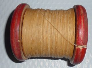 Wood Shuttle Bobbin Spool Spindle Twine Vintage photo