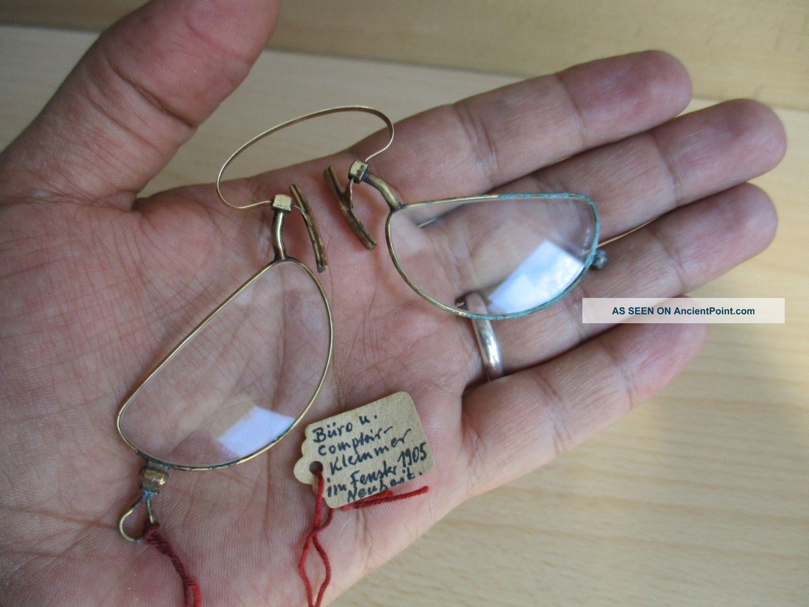 42 Old Antique Round Lens Reading Glasses Eyeglasses Pinch Nose Spring Bridge Other Antiquities photo