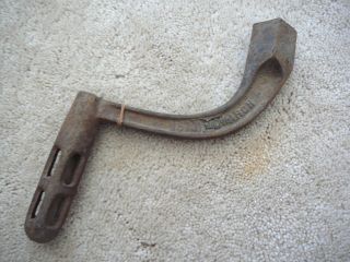 Monarch 1573 - Antique Cast Iron Wood Burning Cook Stove Tool Grate Crank photo