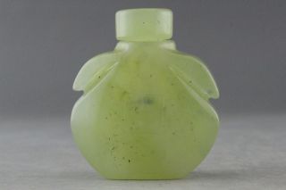 Delicate Chinese Masters Hand - Carved Jade Snuff Bottle M066 photo