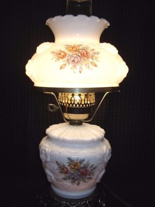 Gone With The Wind Lamp Electric Parlor Lamp Floral Bouquet White Puffy Roses photo