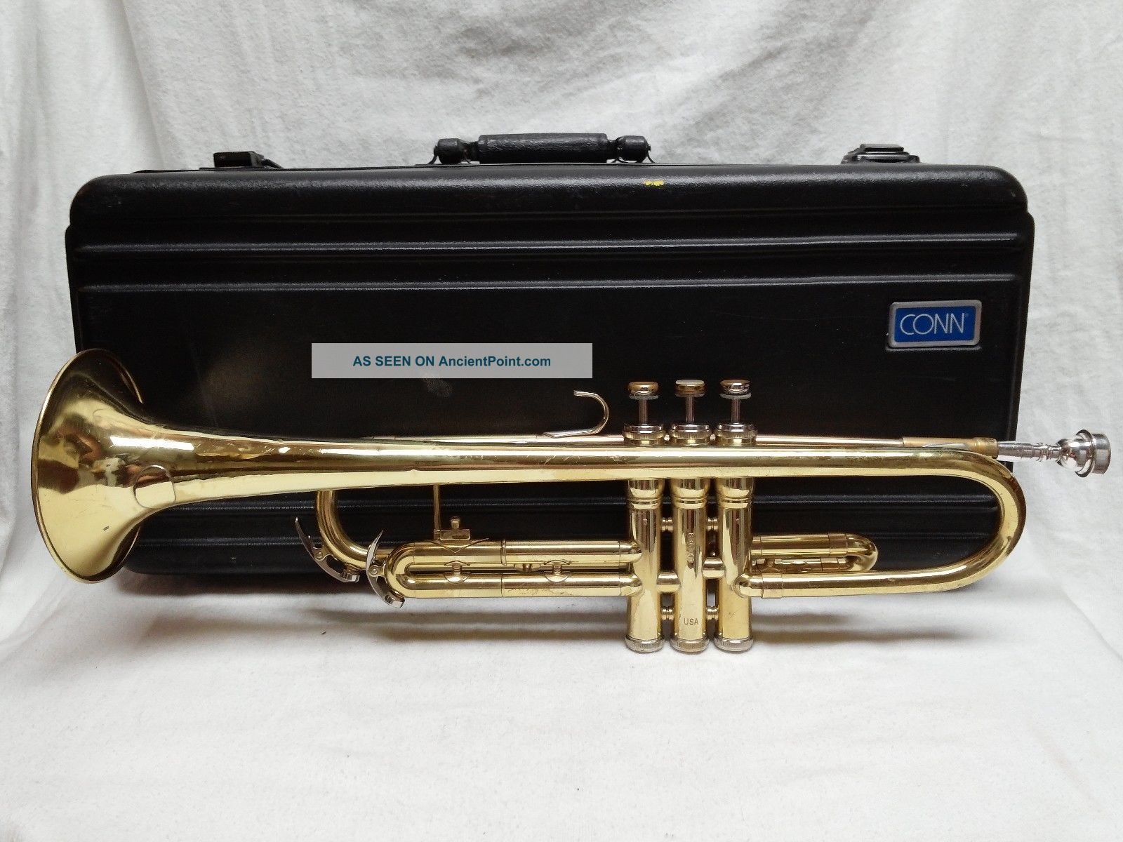 Conn 22b Brass Trumpet Horn & 7c Mouthpiece & Case Brass photo