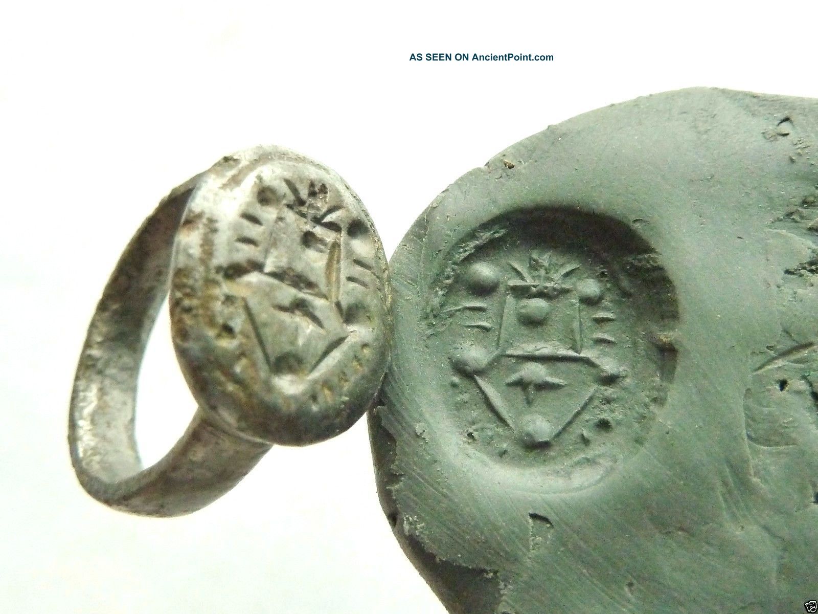 Ancient Post - Medieval Bronze Seal - Ring (675). Other Antiquities photo