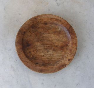 Child ' S Wooden Plate Hand Carved Round 6 