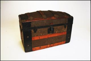Vintage Camelback Trunk Storage Chest Steamer Loft Luggage Antique Box Wooden F photo