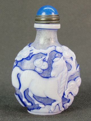 Chinese Two Horse Carved Peking Overlay Glass Snuff Bottle photo
