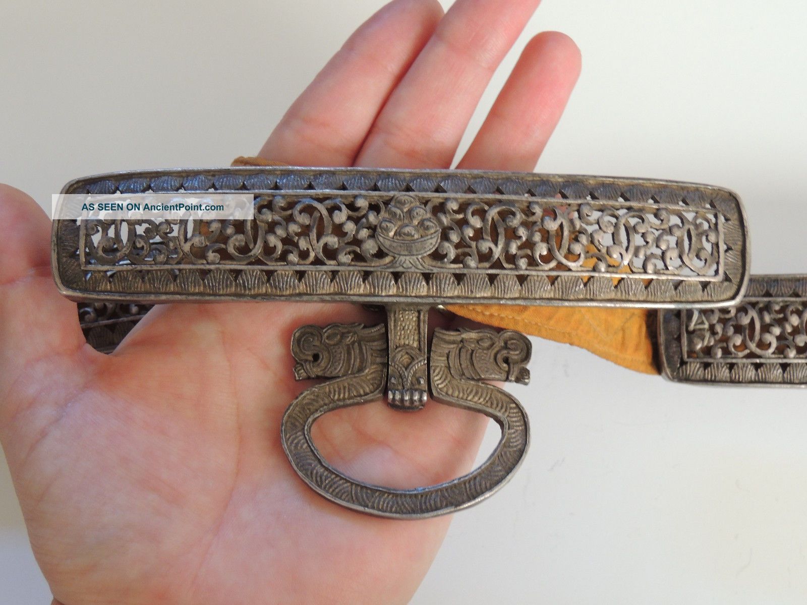 Stunning Antique Silver Tibet Tibetan Warrior Belt For Holding Ke Tri Sword Tibet photo