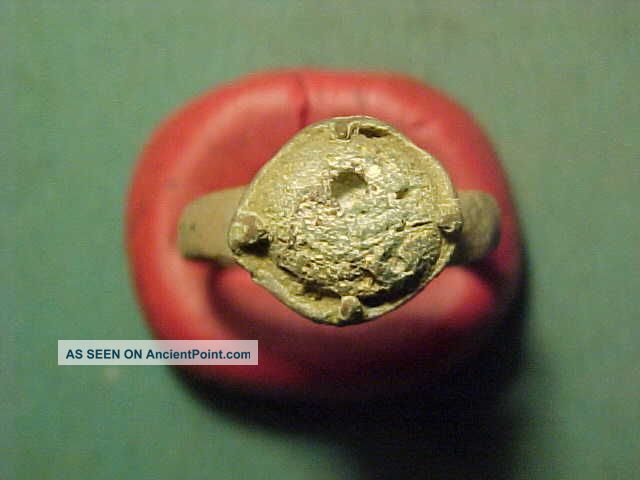 British Found Roman Bronze Ring With Stone Circa 100 - 400 Ad Roman photo