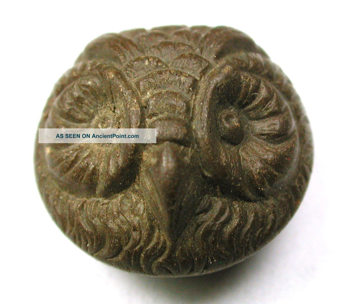 Antique Composition Button Detailed Owl Face Design - 9/16 