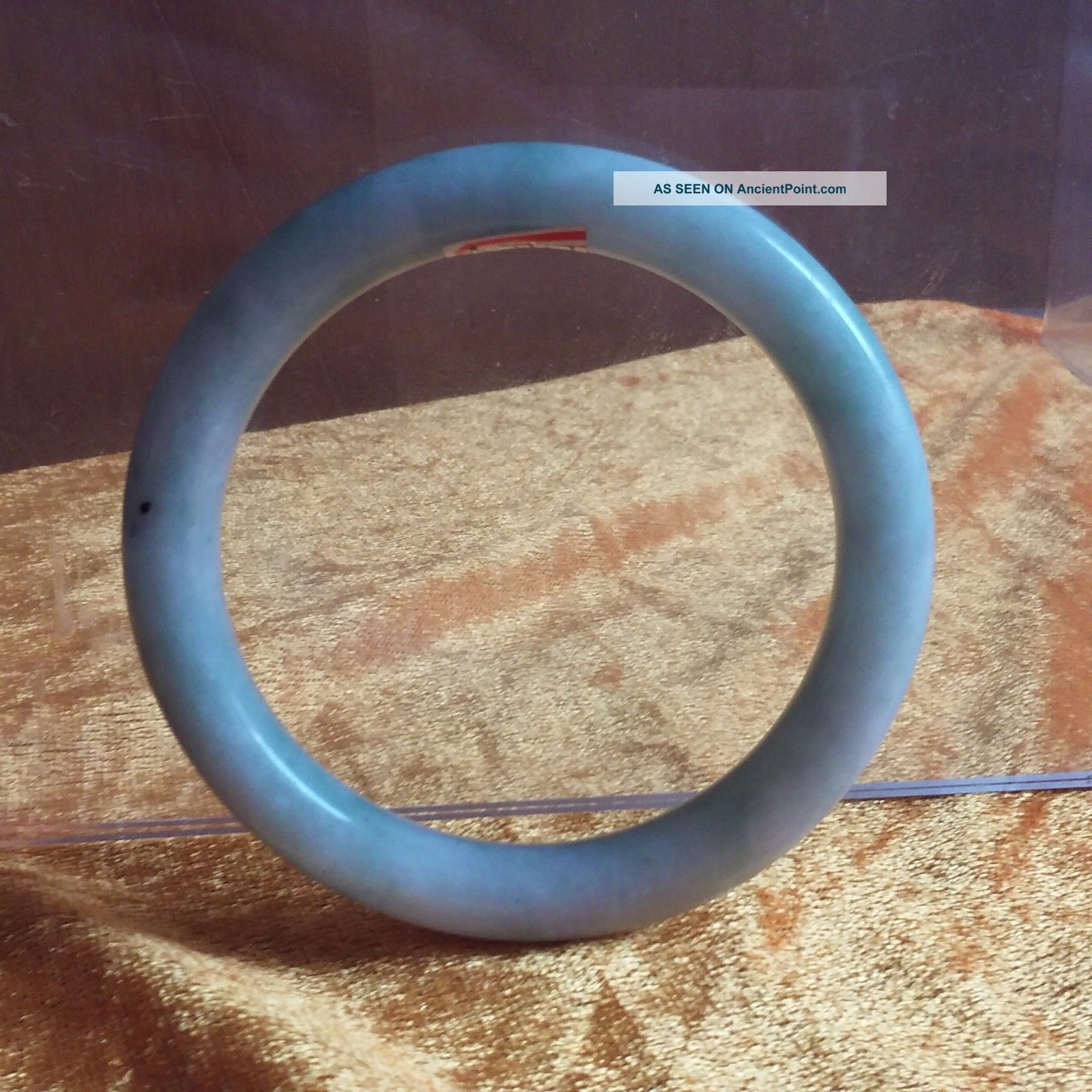 China Jade Round Side Bracelet Bracelets photo